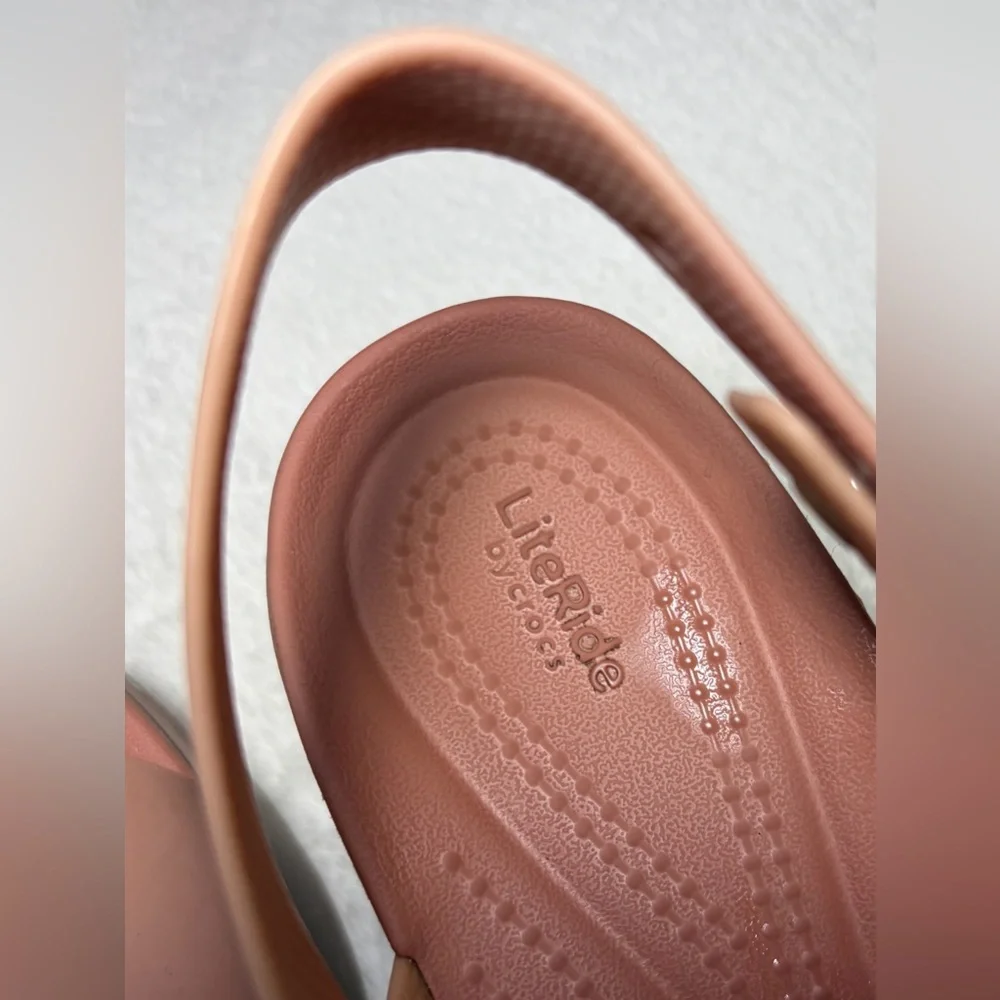 CROCS Brooklyn Pink/Tan Wedge‎ Fashion Sandals Sz 7